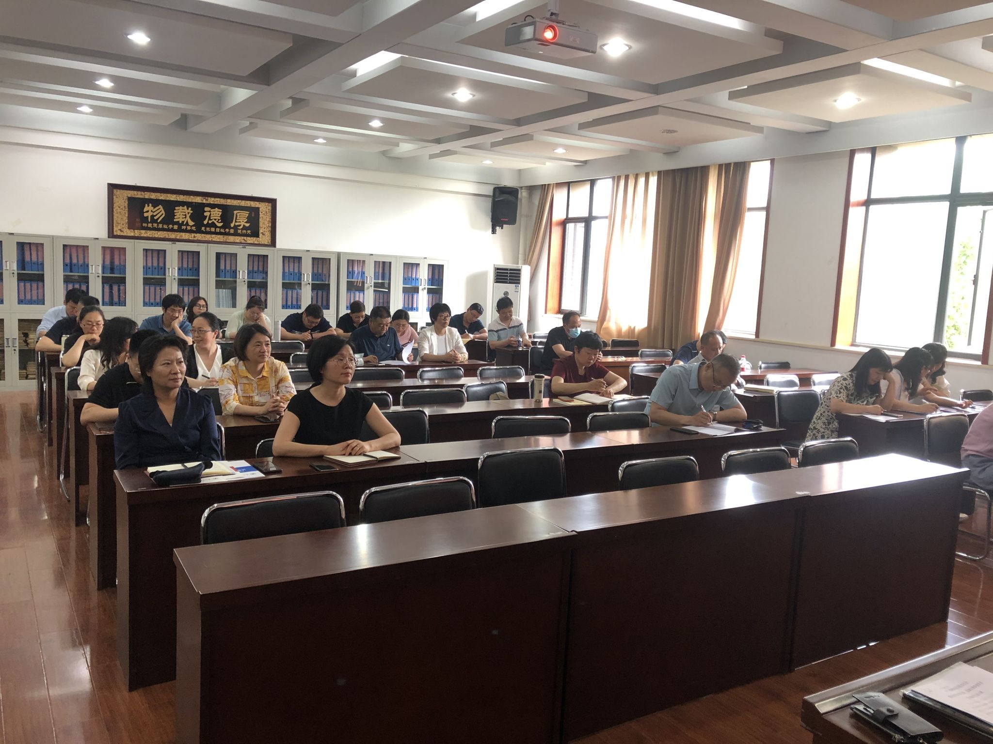 微信图片_20210604165358.jpg 微信图片_20210604165358.jpg