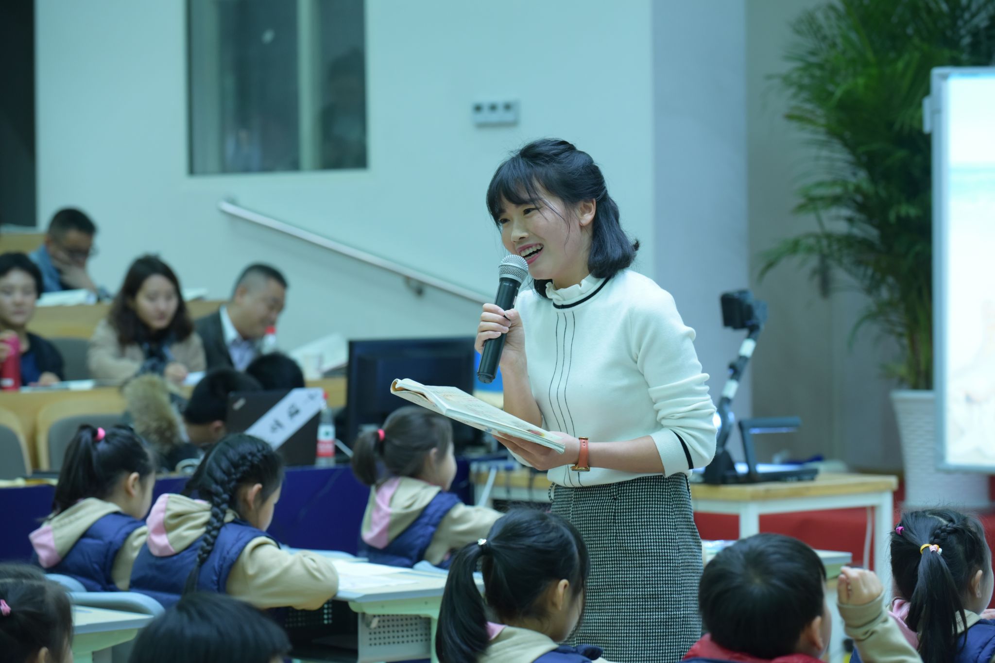 付莉.JPG 付莉.JPG