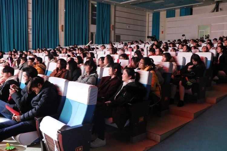 晚会5.JPG 晚会5.JPG