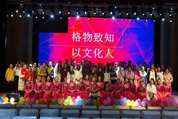 晚会7.JPG 晚会7.JPG